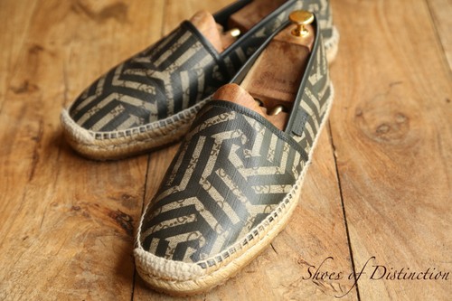 Gucci monogram canvas - gucci,
